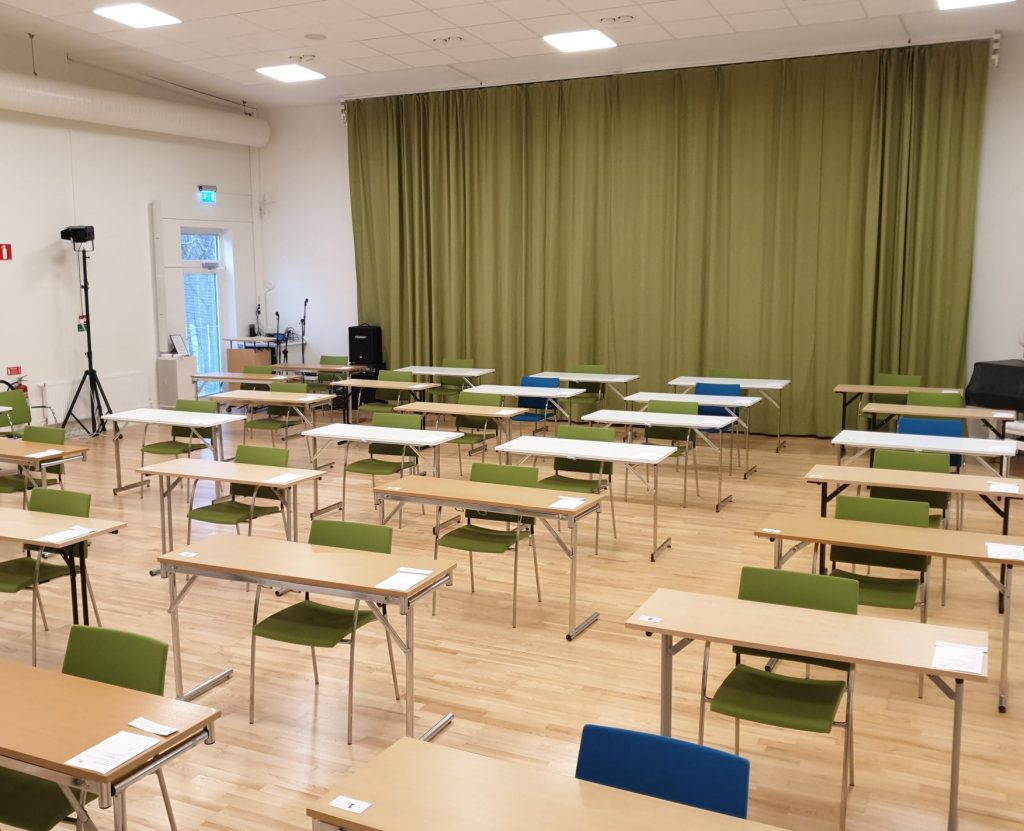 I Litorinas aula samlades de som valde att göra högskoleprovet i Karlskrona